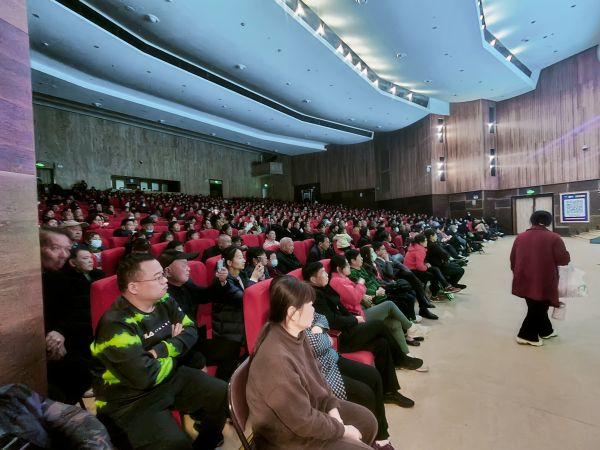 益陽(yáng)市花鼓戲劇團(tuán)有限公司,湖南省花鼓戲演出,湖南大型現(xiàn)代花鼓戲