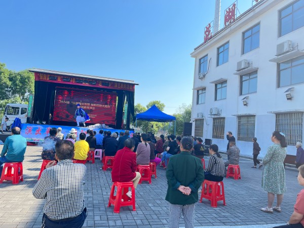 益陽(yáng)市花鼓戲劇團(tuán)有限公司,湖南省花鼓戲演出,湖南大型現(xiàn)代花鼓戲